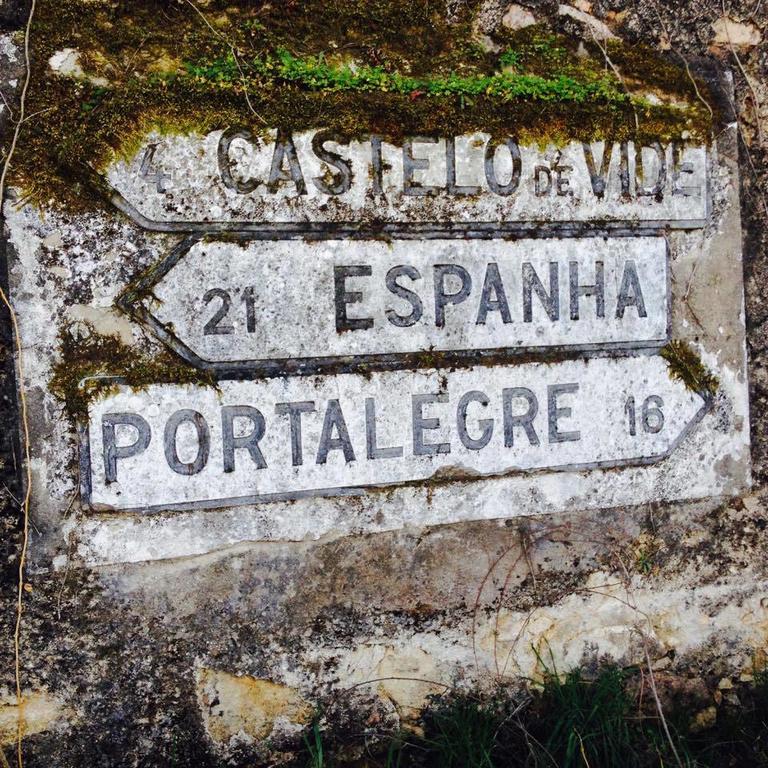 Pensao Destino Vandrehjem Castelo de Vide Eksteriør billede